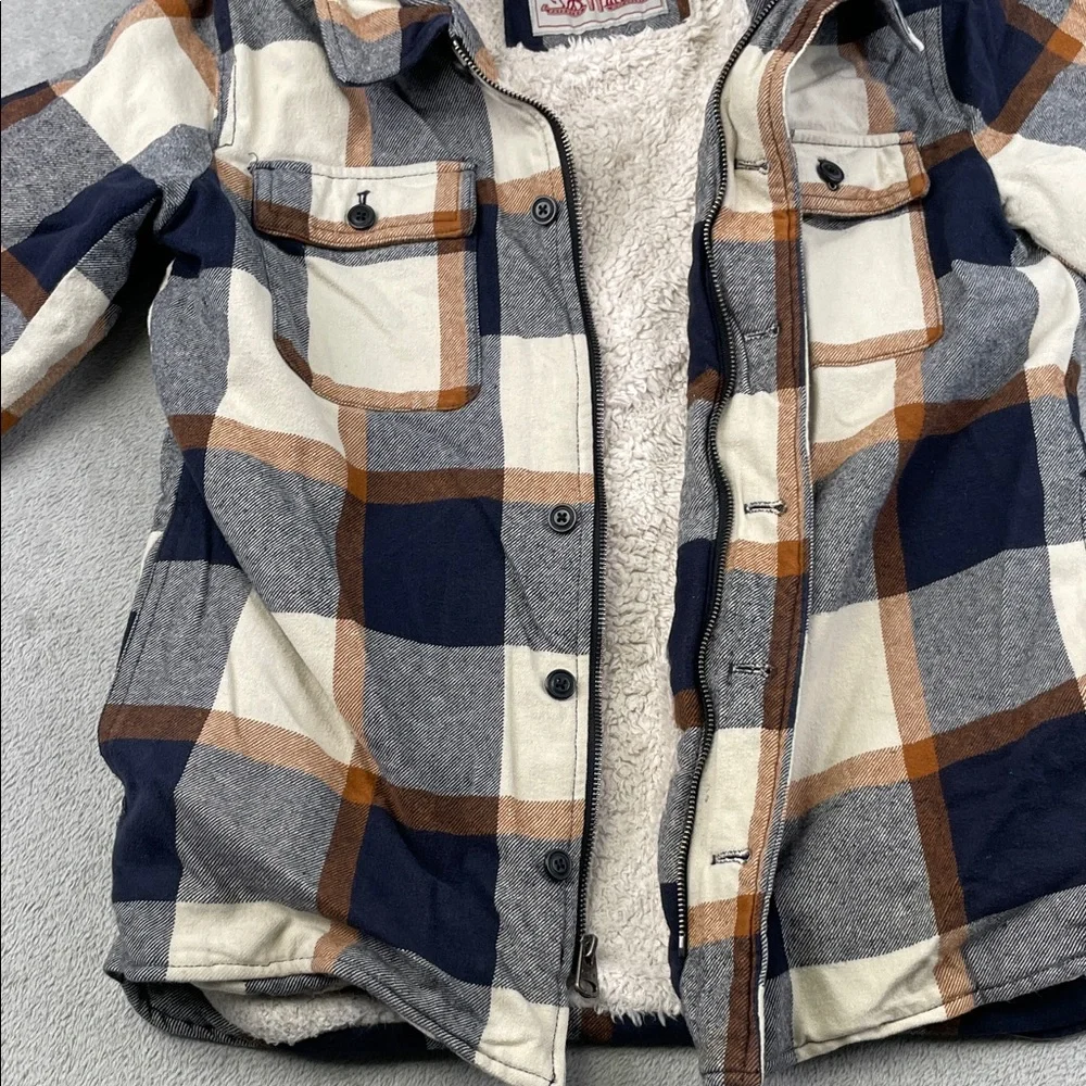 Levi S Men's Plaid Sherpa‎ Lined Flannel Jacket with Hood Missing Button Shacket